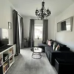 Apartman Wolfis Traunseeblick - Mit Kostenlosem Parkplatz Direkt An Der Gmunden