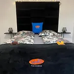 Wolfis Traunseeblick - Mit Kostenlosem Parkplatz Direkt An Der Gmunden