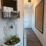 Wolfis Traunseeblick - Mit Kostenlosem Parkplatz Direkt An Der Apartman