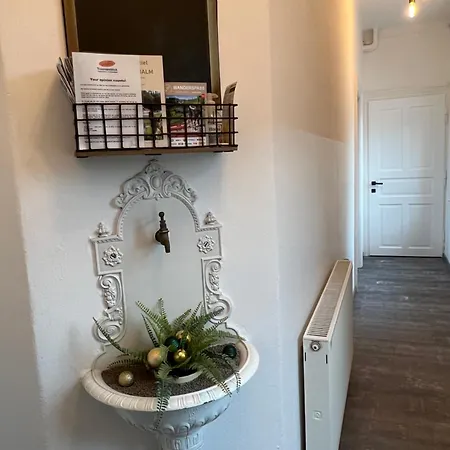 Wolfis Traunseeblick - Mit Kostenlosem Parkplatz Direkt An Der Appartement Gmunden