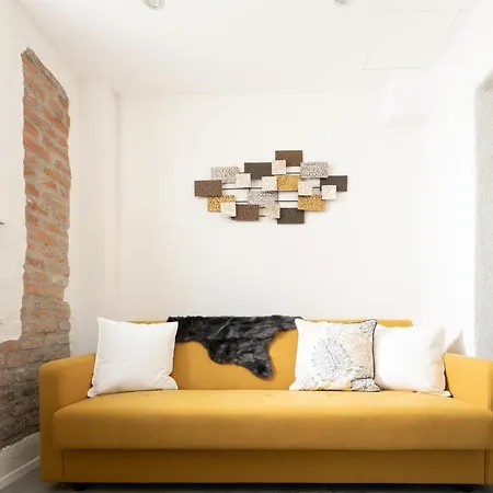 Апартаменты Wolfis Traunseeblick - Mit Kostenlosem Parkplatz Direkt An Der Гмунден