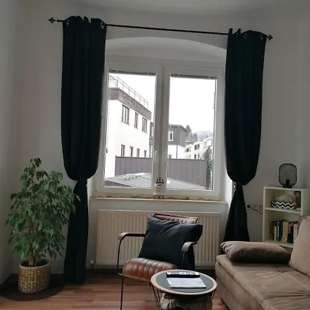 Апартаменты Wolfis Traunseeblick - Mit Kostenlosem Parkplatz Direkt An Der Гмунден