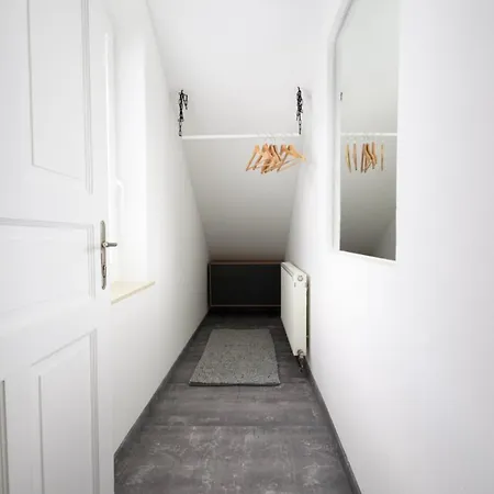 Wolfis Traunseeblick - Mit Kostenlosem Parkplatz Direkt An Der Апартаменты