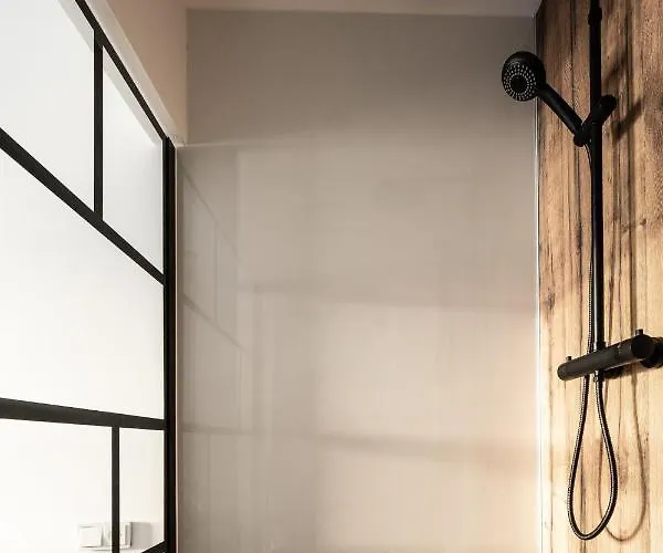 Wolfis Traunseeblick - Mit Kostenlosem Parkplatz Direkt An Der Apartment *