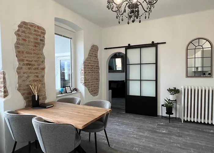 Wolfis Traunseeblick - Mit Kostenlosem Parkplatz Direkt An Der *